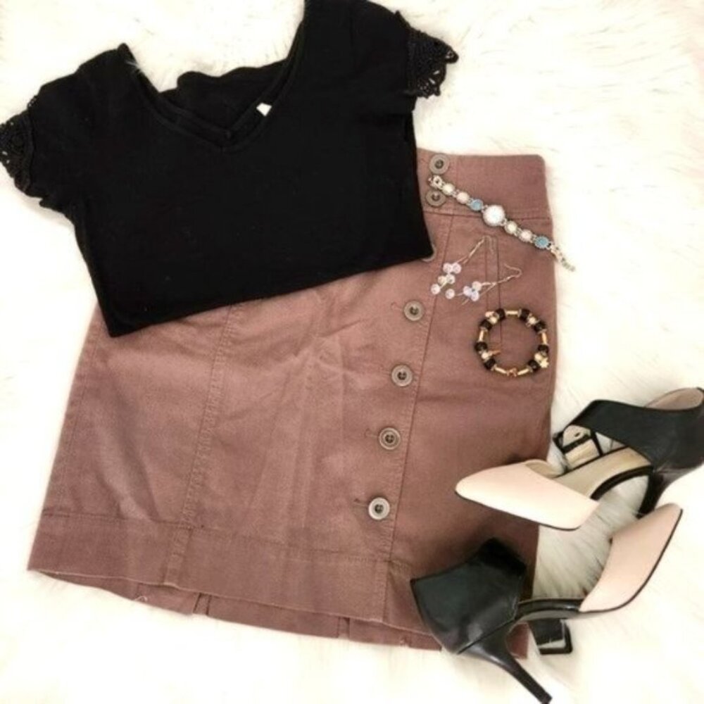 Ann Tylor Loft Brown Side Button Mini Skirt, size 4 - Picture 3 of 16
